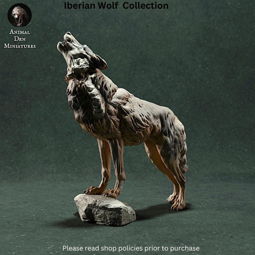 Iberian Wolf Miniature: 1/16th Scale Animal Den Collection